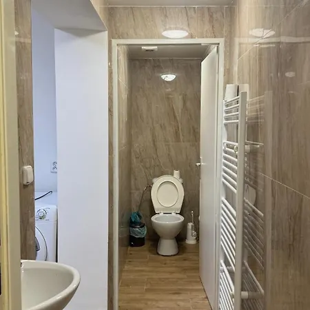 Affittacamere 布拉格城堡公寓 Rudná